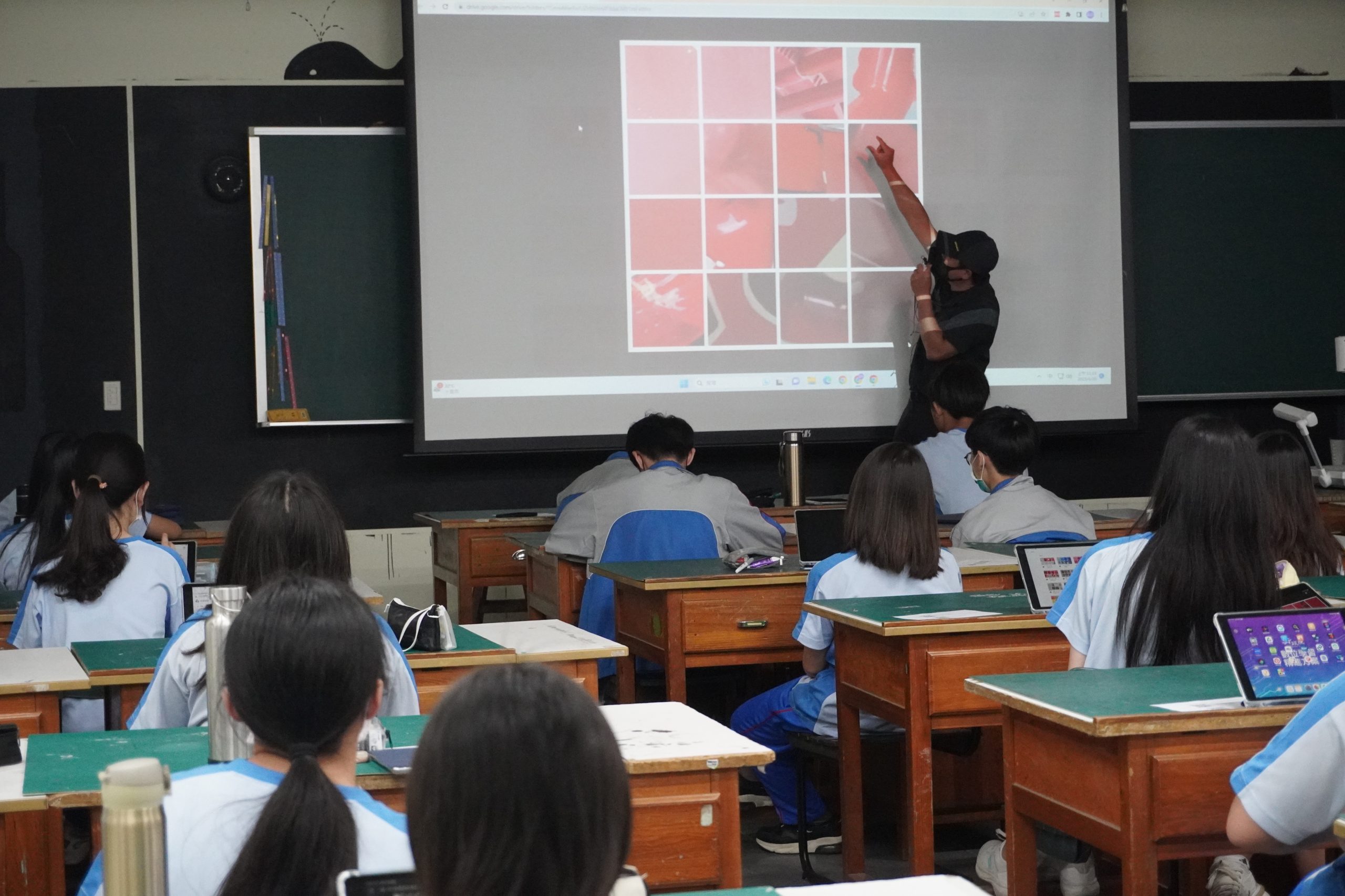 111學年度第二學期於國立斗六家事商業職業學校施辦自拍拼圖課程實作紀錄系列照片共21張